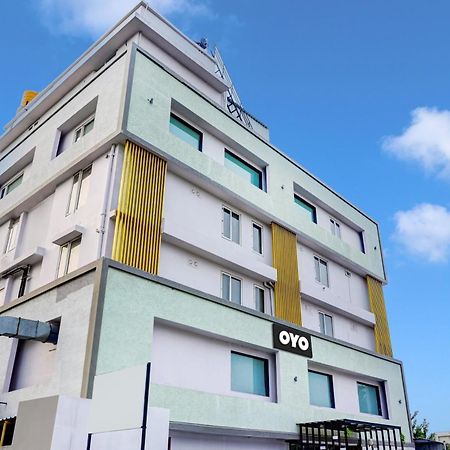 Super Townhouse Dev'S Inn By Cj Gunadala Kültér fotó