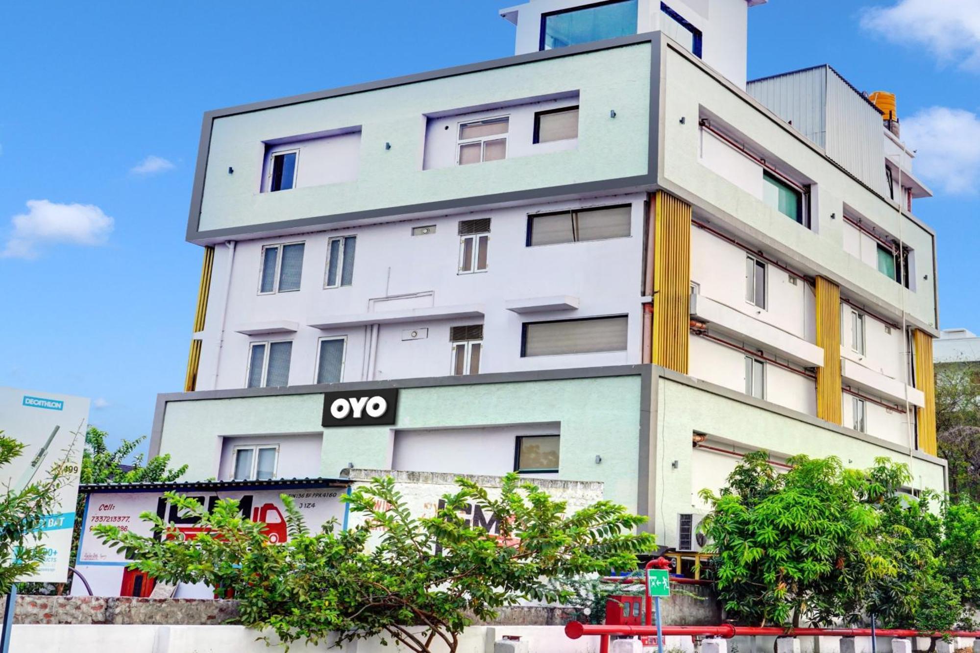 Super Townhouse Dev'S Inn By Cj Gunadala Kültér fotó
